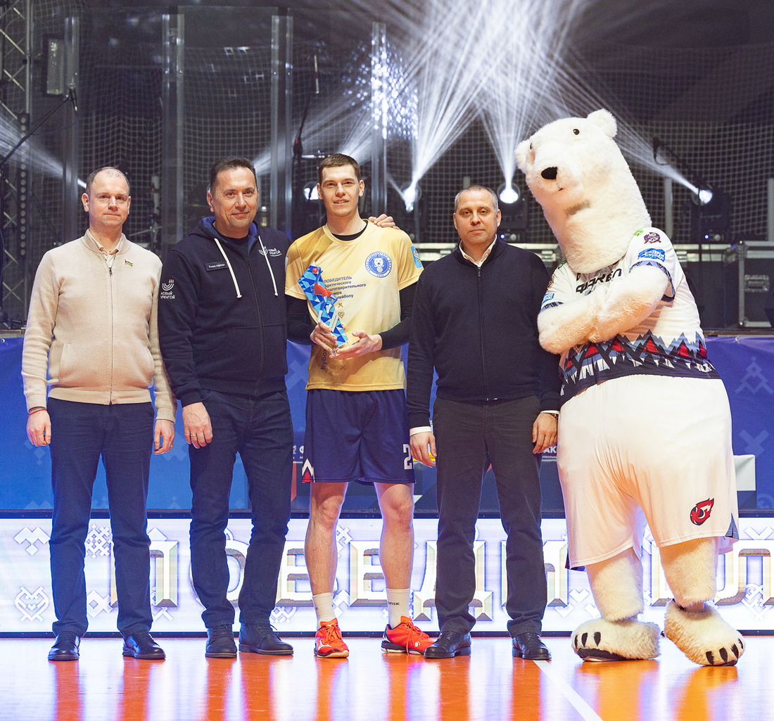 Волейболист «Газпром добыча Уренгой» Александр Порошин признан лучшим нападающим турнира