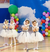Пальма первенства в номинации «Танцевальная аэробика» детей 4-6 лет — у прекрасных участниц команды «Кнопочки»
