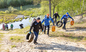Сотрудники «Газпром добыча Уренгой» приложили все усилия, чтобы сделать чистым и уютным городское пространство