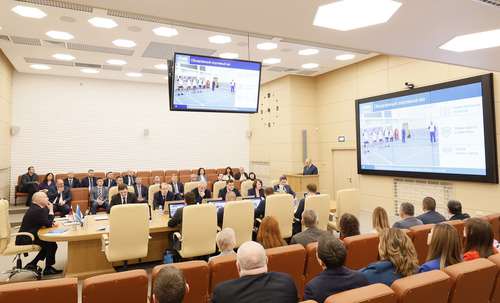 Заседание комиссии по регулированию социально-трудовых отношений в ООО «Газпром добыча Уренгой»