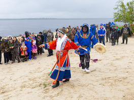 Праздник День рыбака в полной мере отражает национальный колорит коренных малочисленных народов Севера