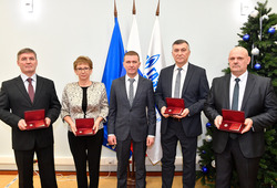 Представители Общества «Газпром добыча Уренгой», удостоенные почетного звания «Заслуженный работник нефтяной и газовой промышленности»