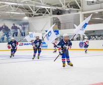 Открытие хоккейного турнира, посвященного 40-летию ООО «Газпром добыча Уренгой»