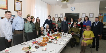 Газодобытчики «Газпром добыча Уренгой» и ветераны городского Совета ветеранов долгие годы поддерживают теплые, дружеские отношения