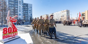 Дисциплина в строю и четкое командование определяют успешность выступления