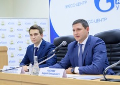 Заместитель генерального директора по управлению персоналом Андрей Чубукин обращается к молодым специалистам
