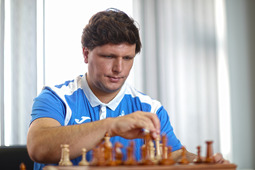 Шахматист Тимофей Ильин чувствует себя уверенно на соревнованиях любого уровня