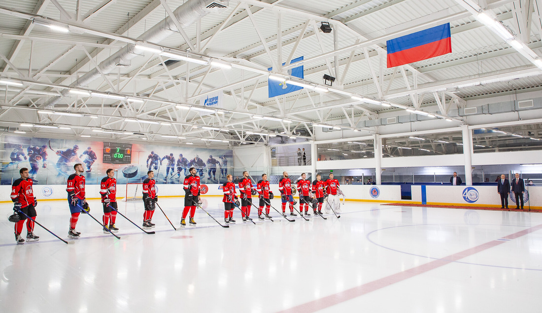 Церемония открытия Чемпионата по хоккею с шайбой Общества «Газпром добыча Уренгой»