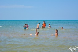 Почти месяц новоуренгойцы наслаждались южным солнцем, прекрасным климатом и теплым Черным морем