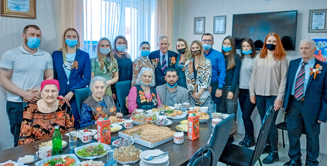 Представители Совета молодых ученых и специалистов ООО «Газпром добыча Уренгой» встретились с ветеранами