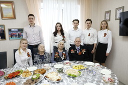 Сотрудники ООО «Газпром добыча Уренгой» и представители Новоуренгойского городского Совета ветеранов