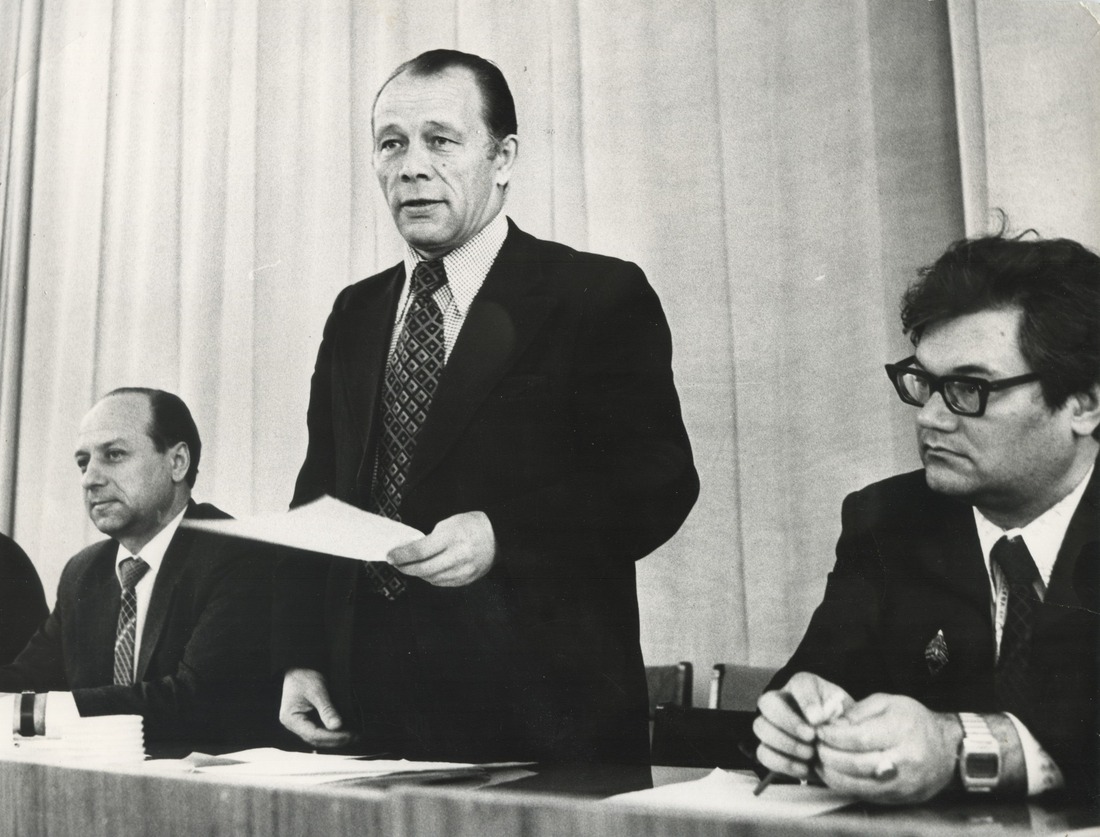 Юрий Иванович Топчев возглавлял Уренгойское газопромысловое управление ПО "Уренгойгаздобыча" с 1977 по 1978 гг.