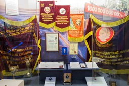 Награды компании, представленные в Музее истории ООО "Газпром добыча Уренгой"
