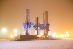 "Площадь Памяти в тумане", автор Сергей Сахаров
