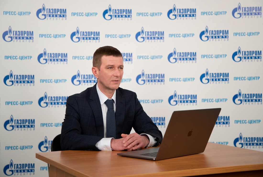 Заместитель генерального директора по перспективному развитию ООО «Газпром добыча Уренгой» Игорь Игнатов открыл торжественную часть посвящения